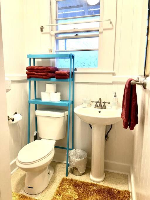 Your Hilo Homebase - Lovely 3 Bedroom In Heart Of Hilo With Ac! المظهر الخارجي الصورة