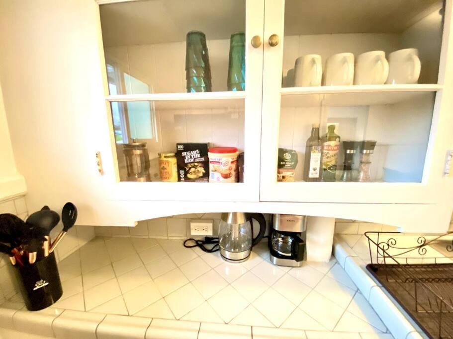 Your Hilo Homebase - Lovely 3 Bedroom In Heart Of Hilo With Ac! المظهر الخارجي الصورة