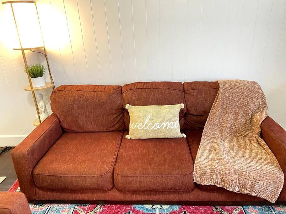 Your Hilo Homebase - Lovely 3 Bedroom In Heart Of Hilo With Ac! المظهر الخارجي الصورة